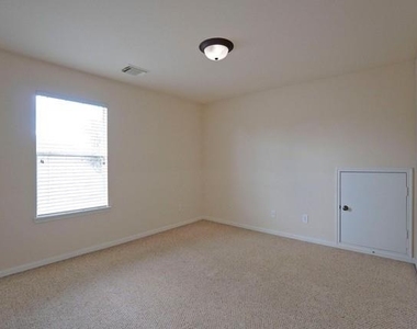 26635 Summerbend Hollow Lane - Photo Thumbnail 14