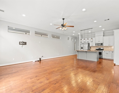 5936 Kiam Street - Photo Thumbnail 4
