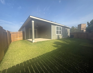 15403 Maple Terrace Drive - Photo Thumbnail 21