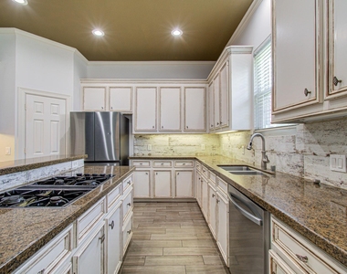 13514 Broadmeadow Lane - Photo Thumbnail 18