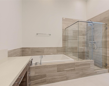 2622 Rusk Street - Photo Thumbnail 17