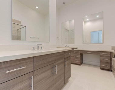 2622 Rusk Street - Photo Thumbnail 16