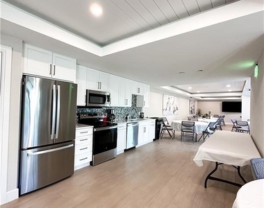 25740 Hickory Boulevard - Photo Thumbnail 14