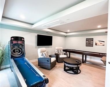25740 Hickory Boulevard - Photo Thumbnail 16