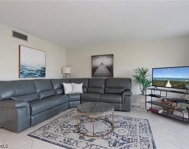 25740 Hickory Boulevard - Photo Thumbnail 1