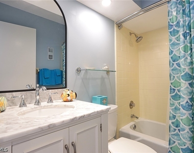 26000 Hickory Boulevard - Photo Thumbnail 13