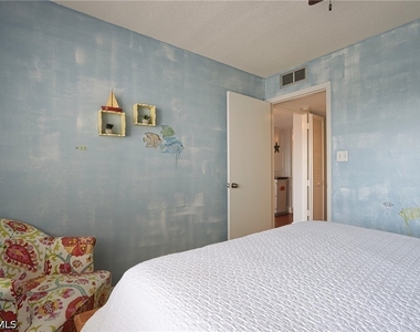 26000 Hickory Boulevard - Photo Thumbnail 12