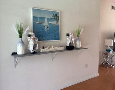 921 Jefferson Avenue - Photo Thumbnail 8