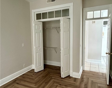 2310 First St Unit 304 Street - Photo Thumbnail 9