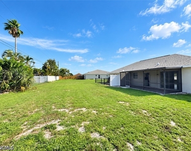 4133 Sw 7th Place - Photo Thumbnail 9
