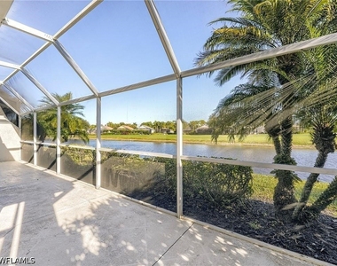 8529 Fairway Bend Drive - Photo Thumbnail 5