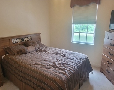 3961 Pomodoro Circle - Photo Thumbnail 13