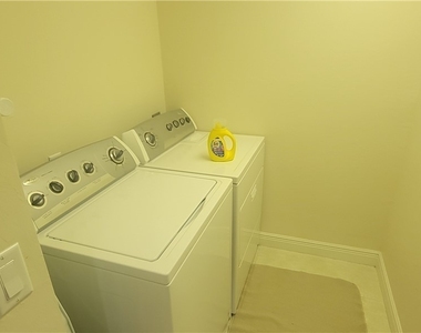 3961 Pomodoro Circle - Photo Thumbnail 15