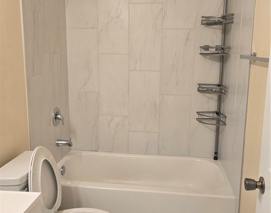 203 Se 13th Street - Photo Thumbnail 10