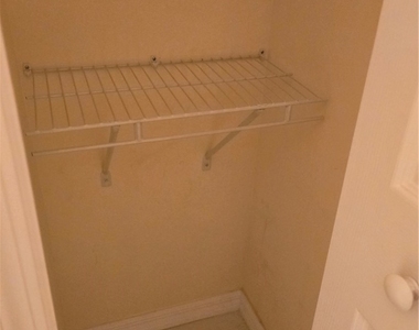 203 Se 13th Street - Photo Thumbnail 18
