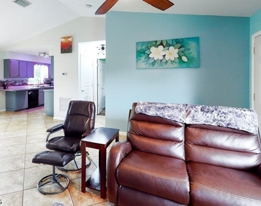 18401 Huckleberry Road - Photo Thumbnail 4
