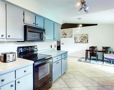 18401 Huckleberry Road - Photo Thumbnail 9