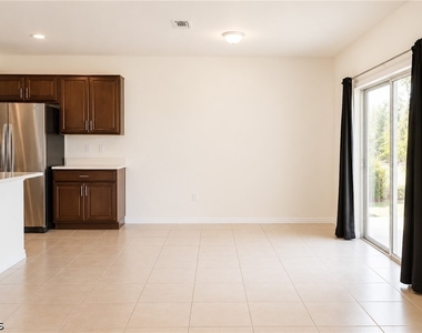 337 Sw 30th Avenue - Photo Thumbnail 3