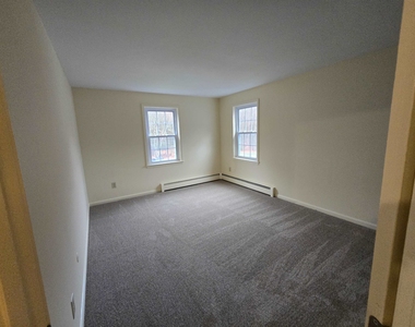 169 Little Mill - Photo Thumbnail 1