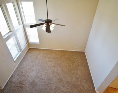 26834 Henson Falls Drive - Photo Thumbnail 4