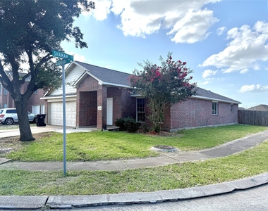 13706 Audra Lane - Photo Thumbnail 2