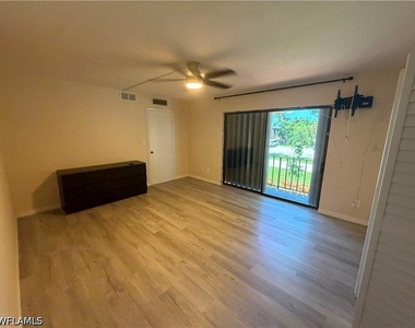 5556 Malt Drive - Photo Thumbnail 18
