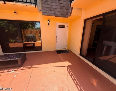 5556 Malt Drive - Photo Thumbnail 7