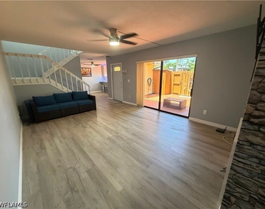 5556 Malt Drive - Photo Thumbnail 11