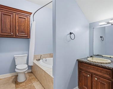 2535 Broadway Street - Photo Thumbnail 23