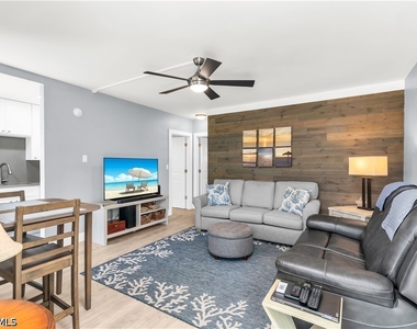 130 N Collier Boulevard - Photo Thumbnail 3