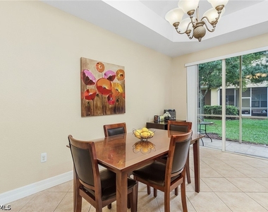 9817 Cristalino View Way - Photo Thumbnail 5