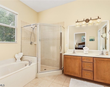 9817 Cristalino View Way - Photo Thumbnail 16
