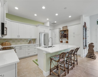 5878 Haiti Drive - Photo Thumbnail 4
