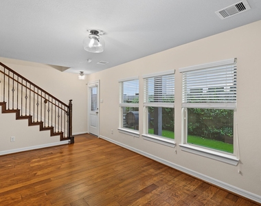 2713 Shadybrook Meadow Drive - Photo Thumbnail 13