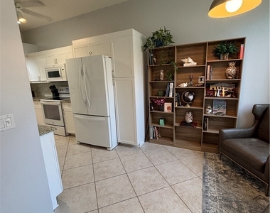 6820 Beach Resort Drive - Photo Thumbnail 9