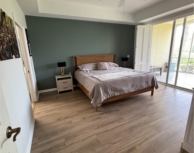 6820 Beach Resort Drive - Photo Thumbnail 25