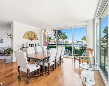4031 Gulf Shore Boulevard N - Photo Thumbnail 4