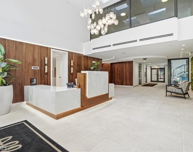 4031 Gulf Shore Boulevard N - Photo Thumbnail 15