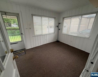 11 Canterbury - Photo Thumbnail 5