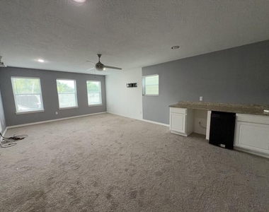 1828 Fletcher Street - Photo Thumbnail 18