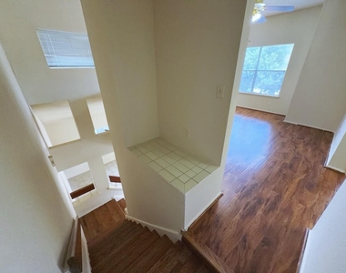 7900 Bissonnet Street - Photo Thumbnail 13