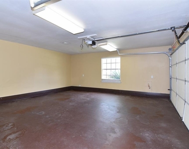 8507 Grove Park Drive - Photo Thumbnail 25