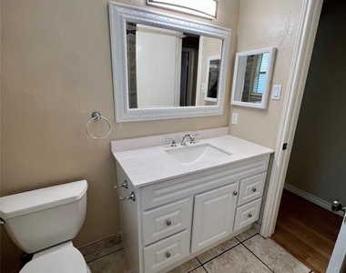 8507 Grove Park Drive - Photo Thumbnail 20