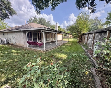 8507 Grove Park Drive - Photo Thumbnail 28