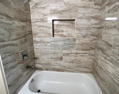 8507 Grove Park Drive - Photo Thumbnail 23