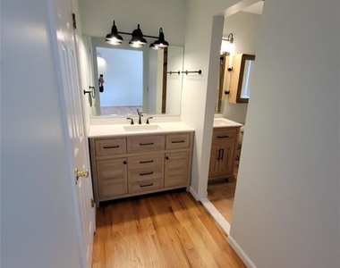 88 Hawthorne - Photo Thumbnail 23