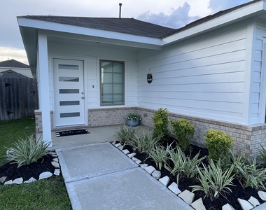 21618 Lemon Beebrush Lane - Photo Thumbnail 2