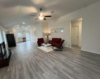 21618 Lemon Beebrush Lane - Photo Thumbnail 11