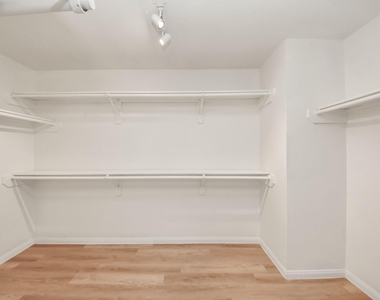 3046 Texas Oak Drive - Photo Thumbnail 17