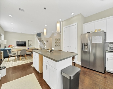 1264 Morris Street - Photo Thumbnail 2